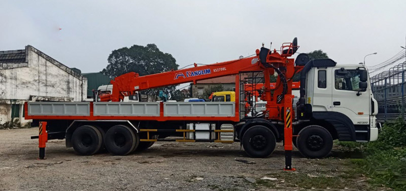 Xe Tải Hyundai 4 Chân HD320 Gắn Cẩu KangLim 10 Tấn KS2605